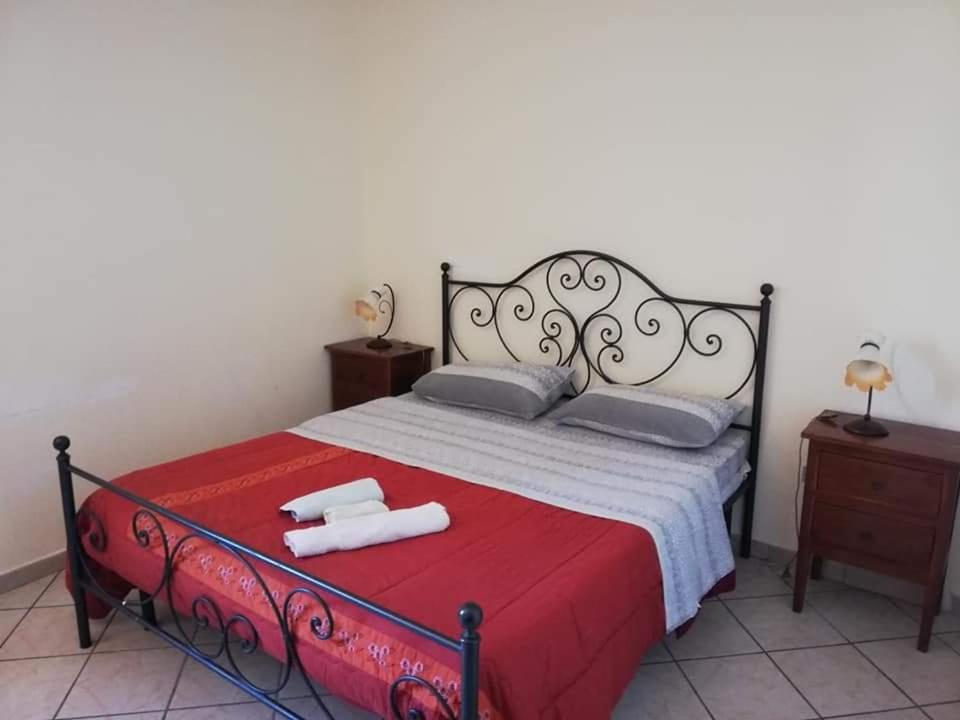 Agriturismo La Palombara Paola Ngoại thất bức ảnh